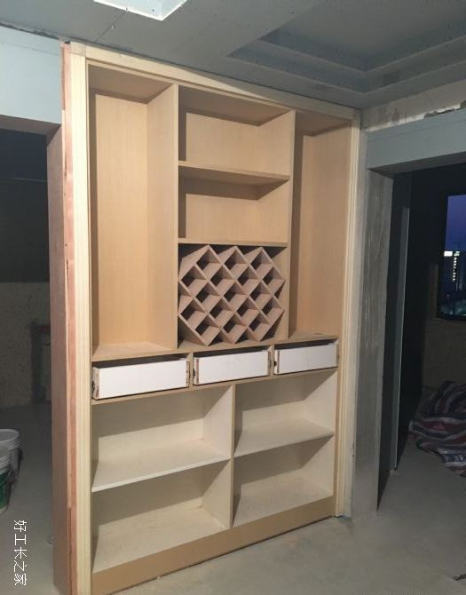 �Ͼ�������Ժװ��Ч��ͼ