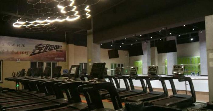 沈阳酷炫游泳健身馆装修效果图