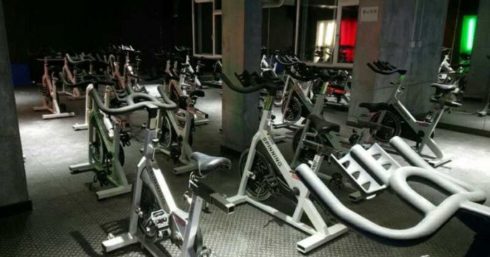 沈阳酷炫游泳健身馆装修效果图