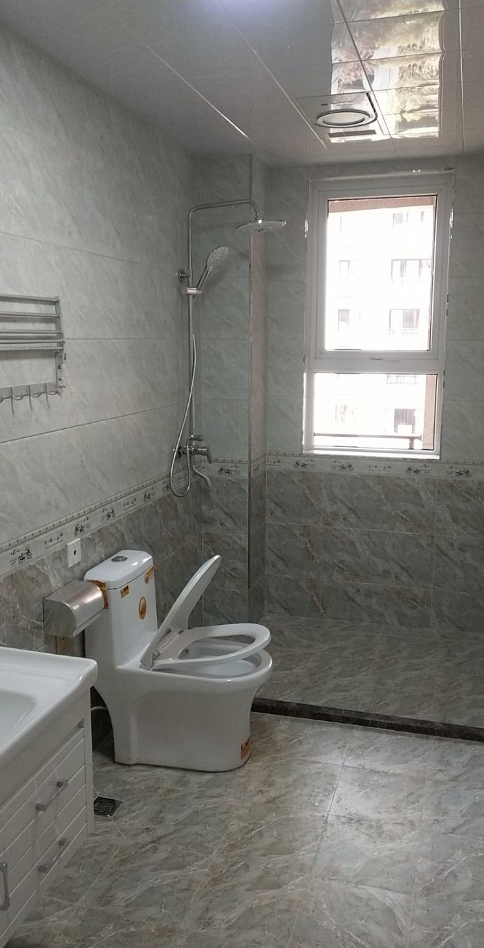 �������ɹ���װ��Ч��ͼ