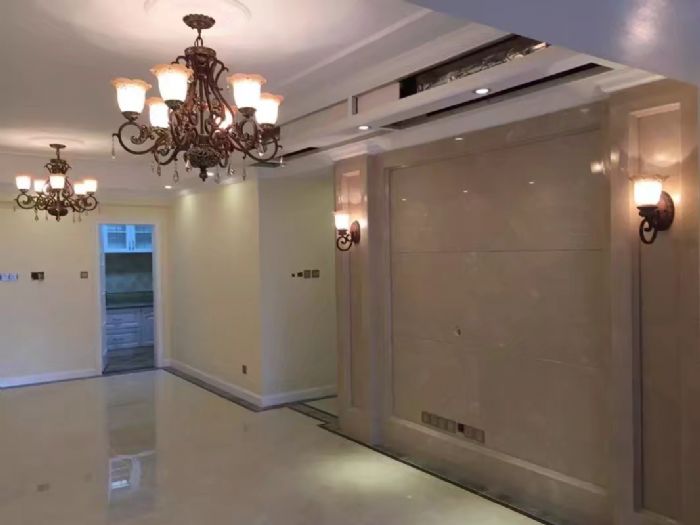 �ɶ�����Ӣ������װ��Ч��ͼ