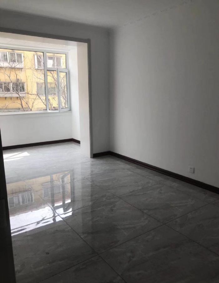 �ػʵ��Ͱ���С��װ��Ч��ͼ