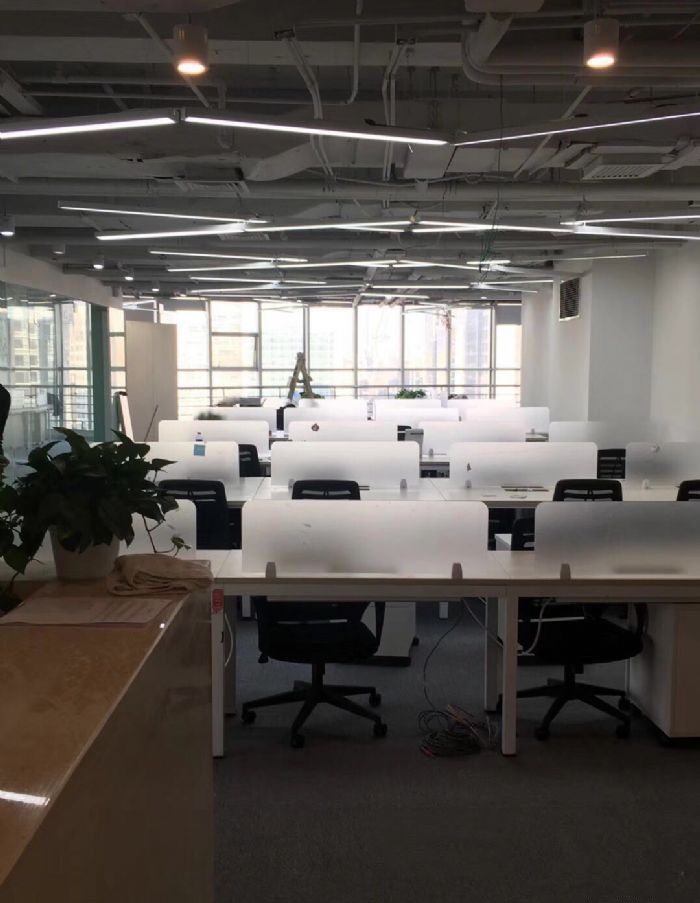 �Ϻ���ά�Ƽ�װ��Ч��ͼ