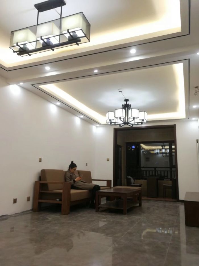 ֣�ݸ���װ��Ч��ͼ