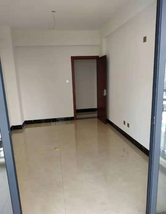 ��������ѧУװ��Ч��ͼ