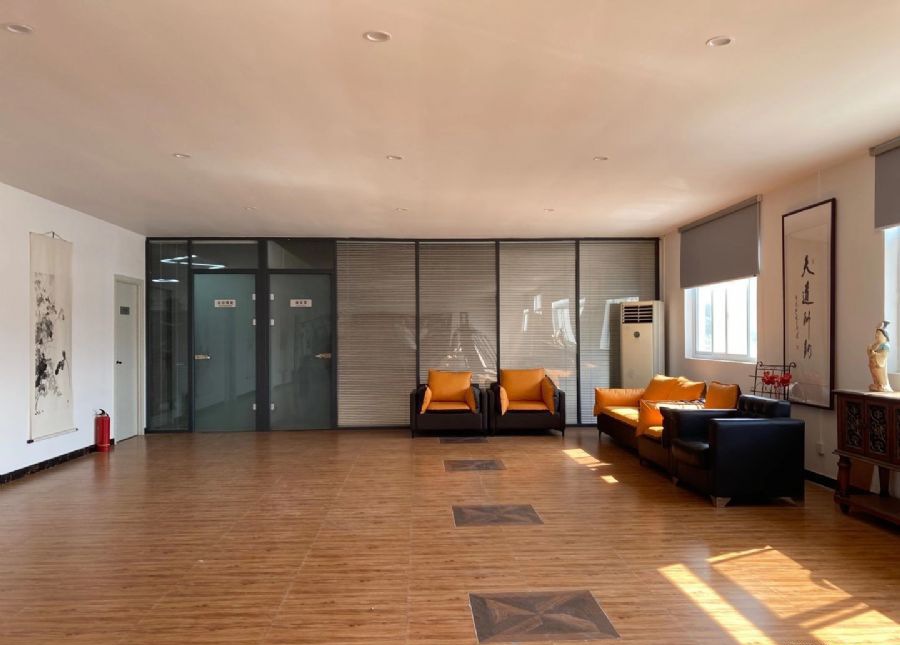 郑州融通二手车行装修效果图