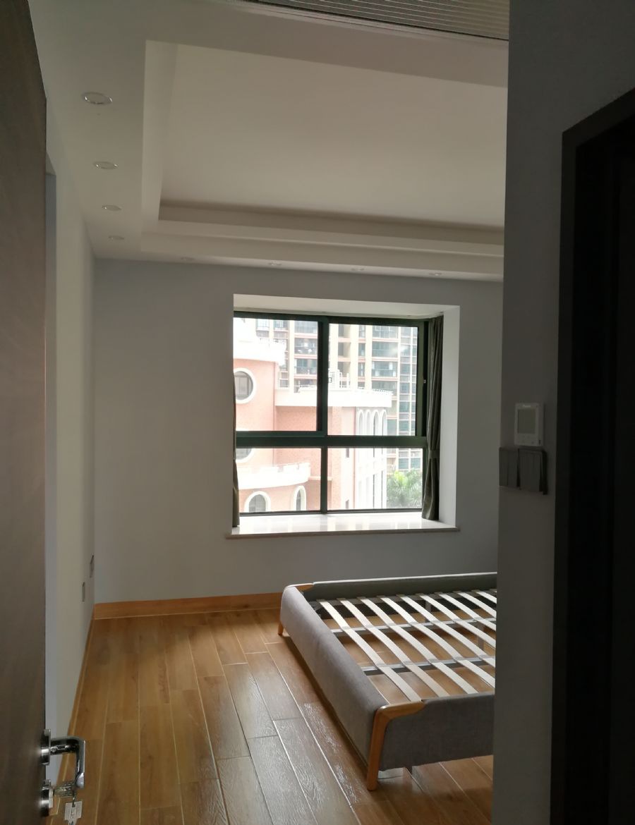 �����Ϻ��Ҹ���װ��Ч��ͼ