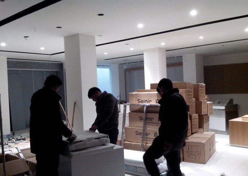 郑州西华森马店装修效果图