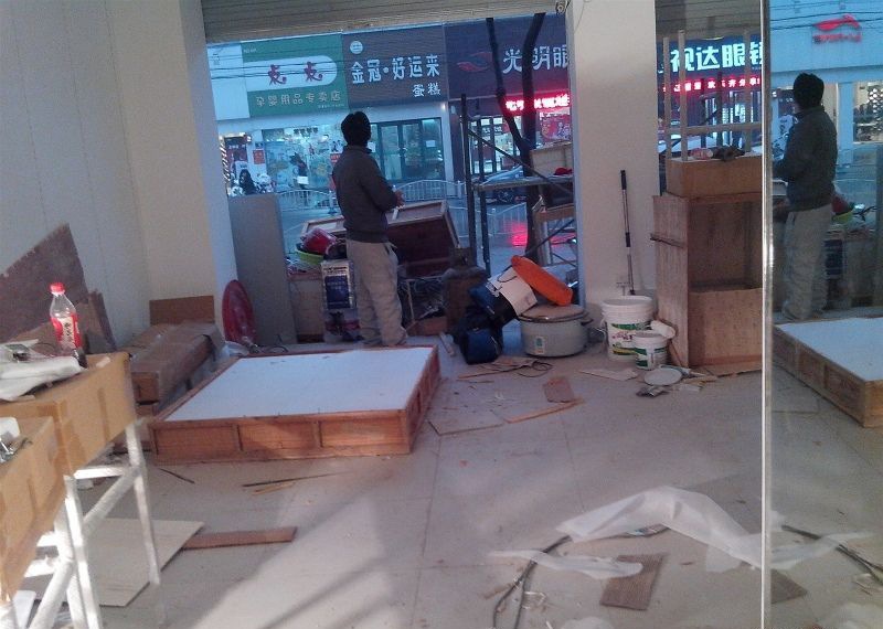 郑州西华森马店装修效果图