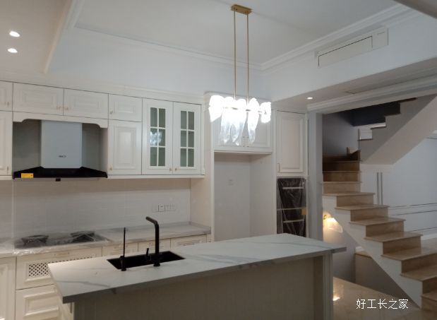 �����ѧ�ǳ�����װ��Ч��ͼ