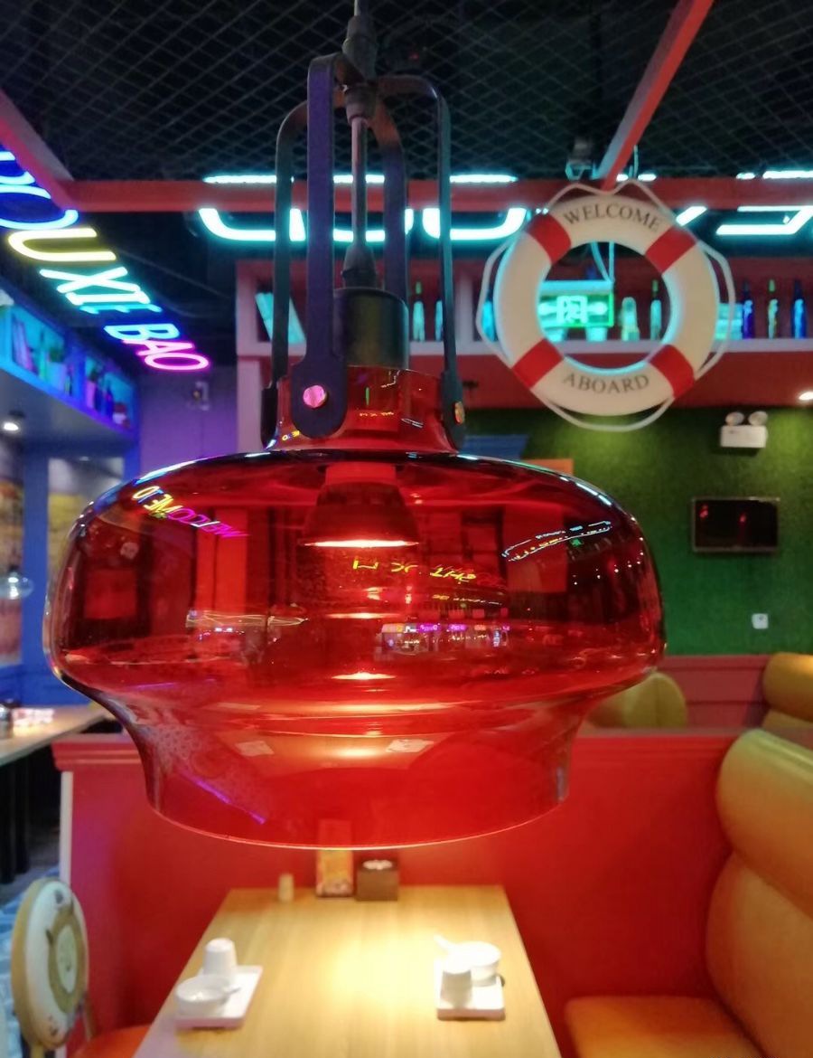 青岛多嘴肉蟹煲装修效果图