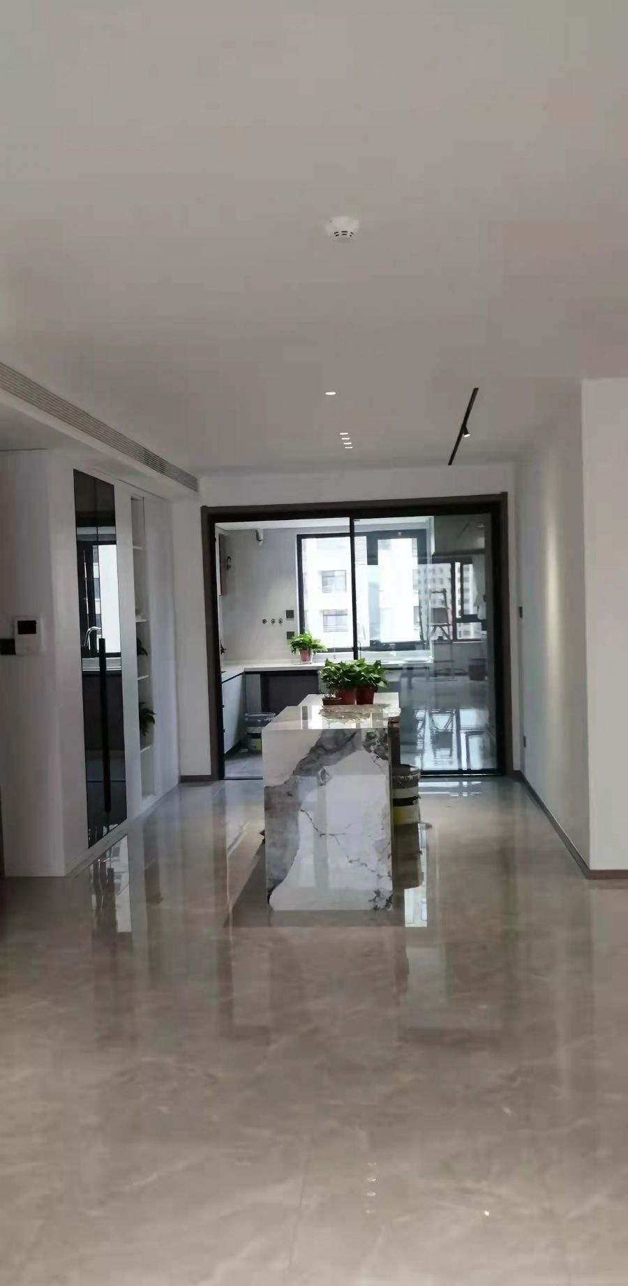 �������¹��ʳ�װ��Ч��ͼ