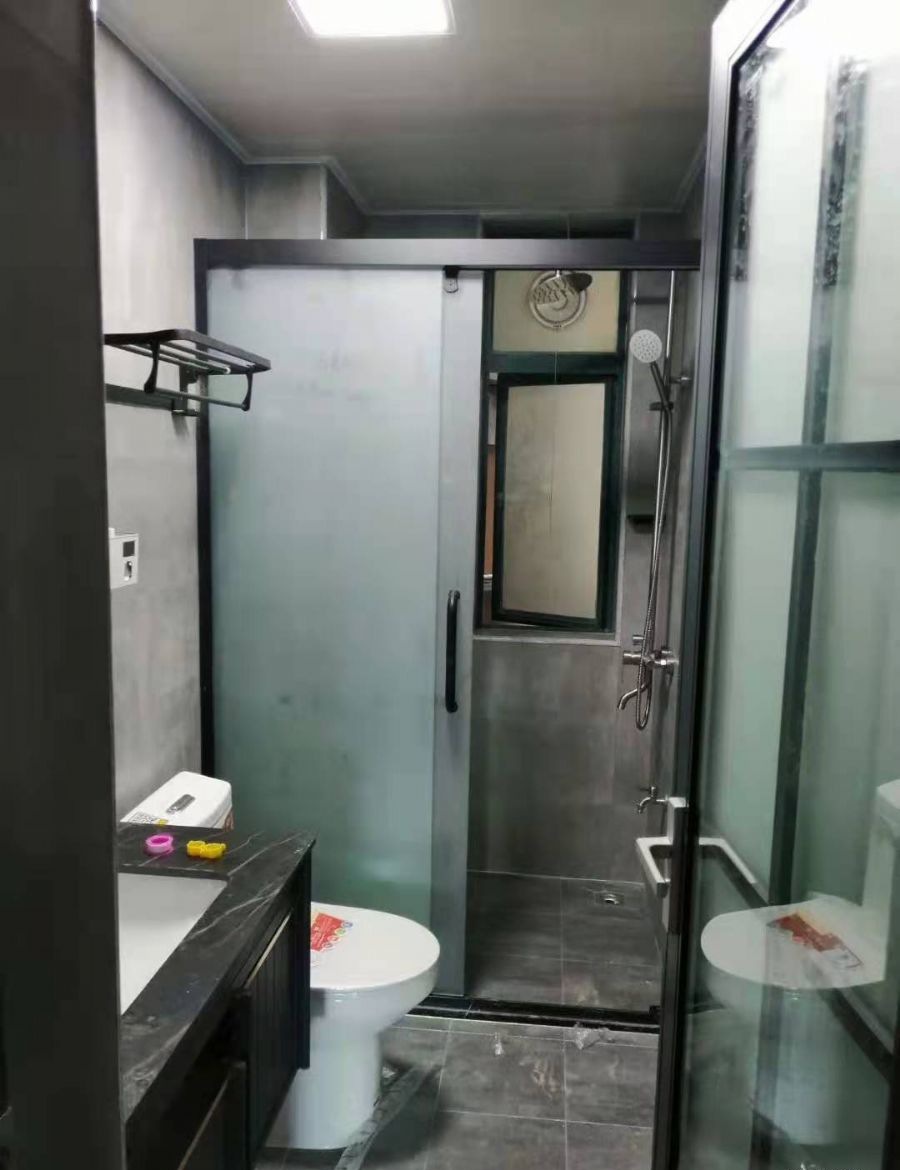 ���ݸ����³�װ��Ч��ͼ