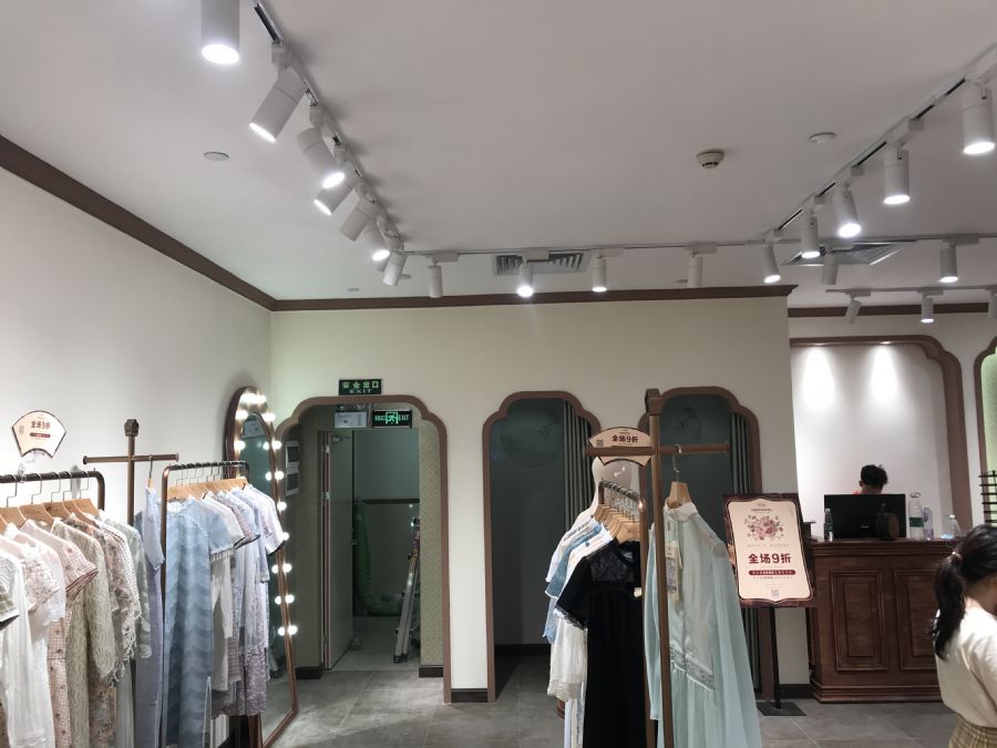 惠州福田皇庭广场装修效果图