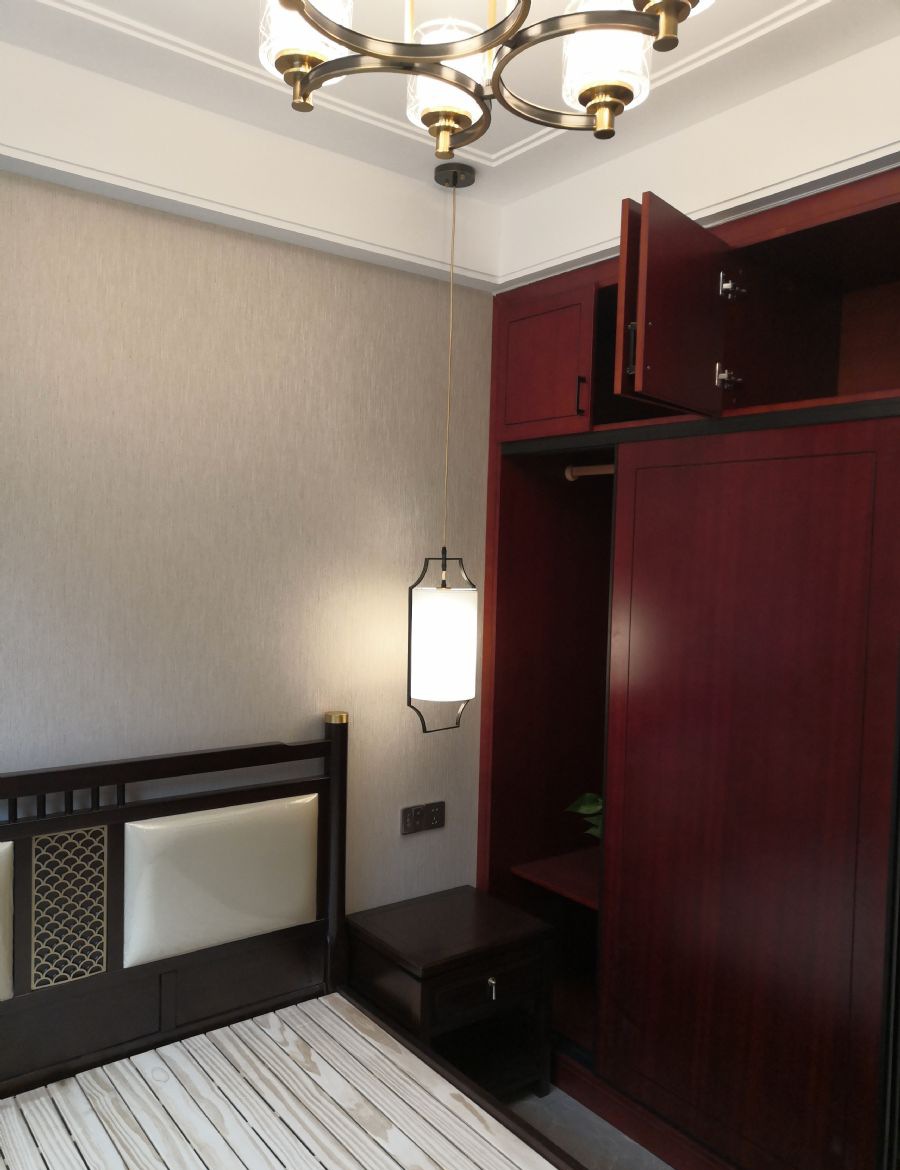 ֣�ݺͲ������װ��Ч��ͼ