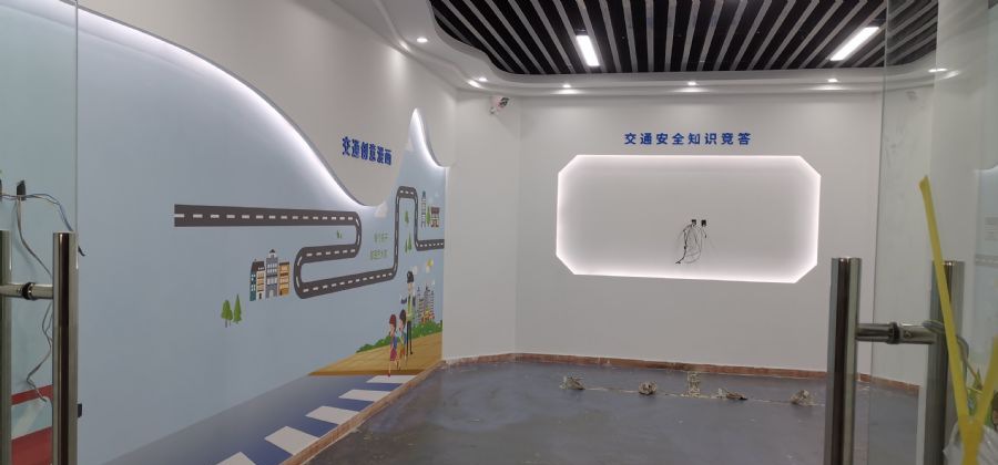 苏州台州路桥南官小学交通展厅装修效果图